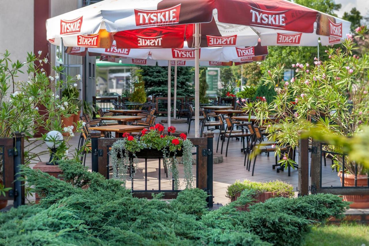 Hotel Mikulski Gliwice Ngoại thất bức ảnh