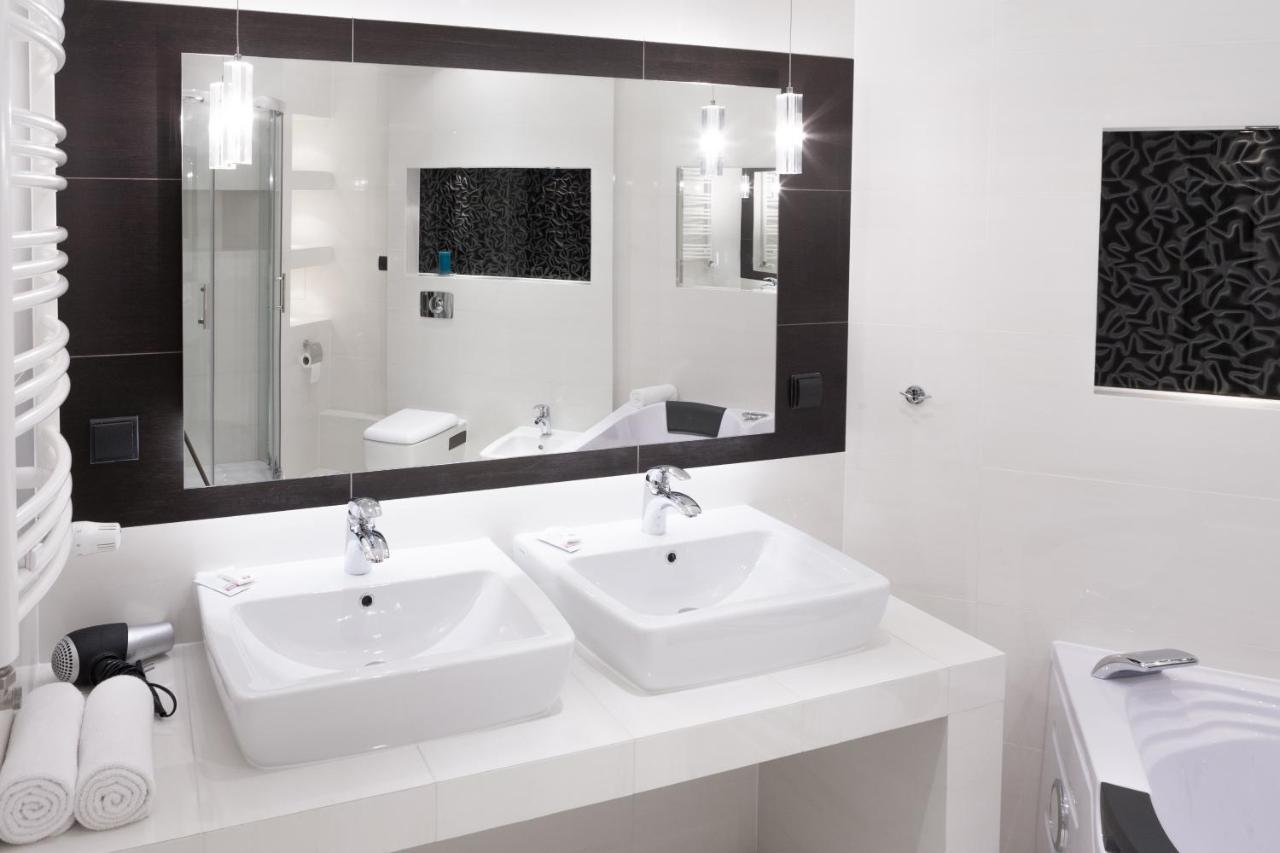 Hotel Mikulski Gliwice Ngoại thất bức ảnh