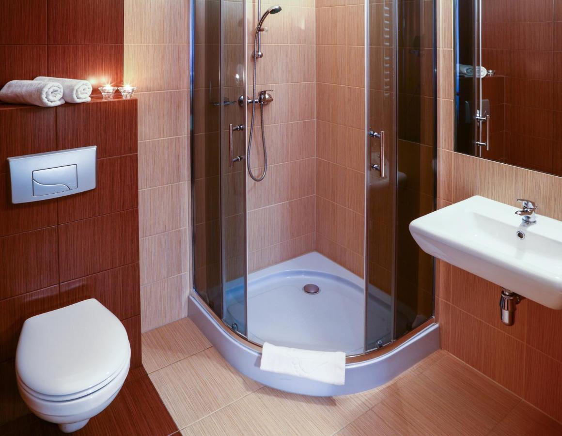 Hotel Mikulski Gliwice Ngoại thất bức ảnh