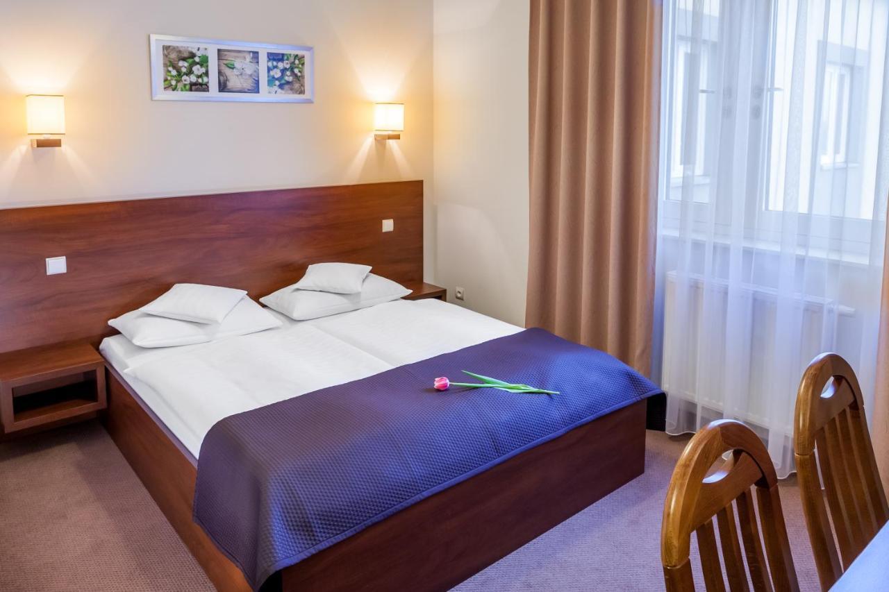 Hotel Mikulski Gliwice Ngoại thất bức ảnh
